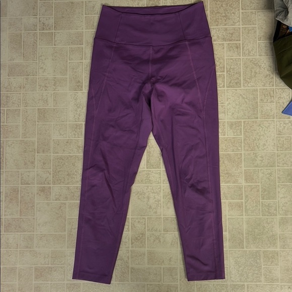 Girlfriend Collective Violet Activewear - Picture 1 of 4